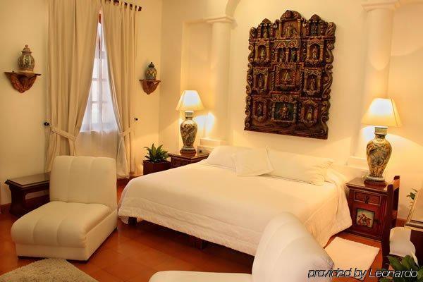 Hotel Boutique La Casa Azul Куернавака Стая снимка