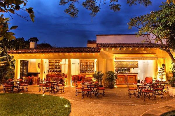 Hotel Boutique La Casa Azul Куернавака Ресторант снимка