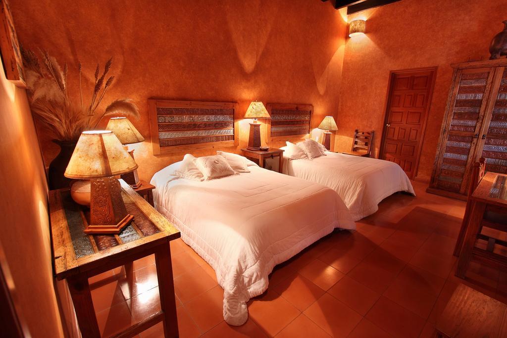Hotel Boutique La Casa Azul Куернавака Екстериор снимка
